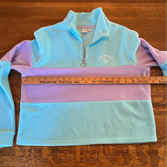 sweater in turquoise and pink polar fabric - Picture 3 of 8